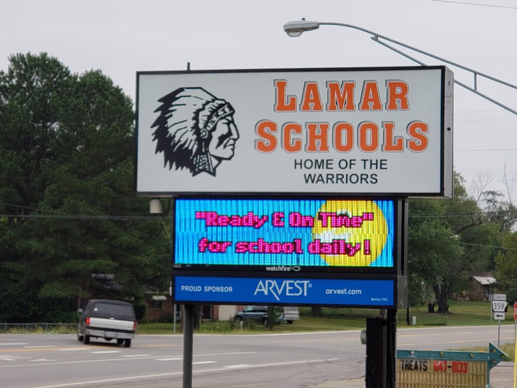 Sweet Treats | restaurant | 5 E Main St, Lamar, AR 72846, USA | 4796470133 OR +1 479-647-0133