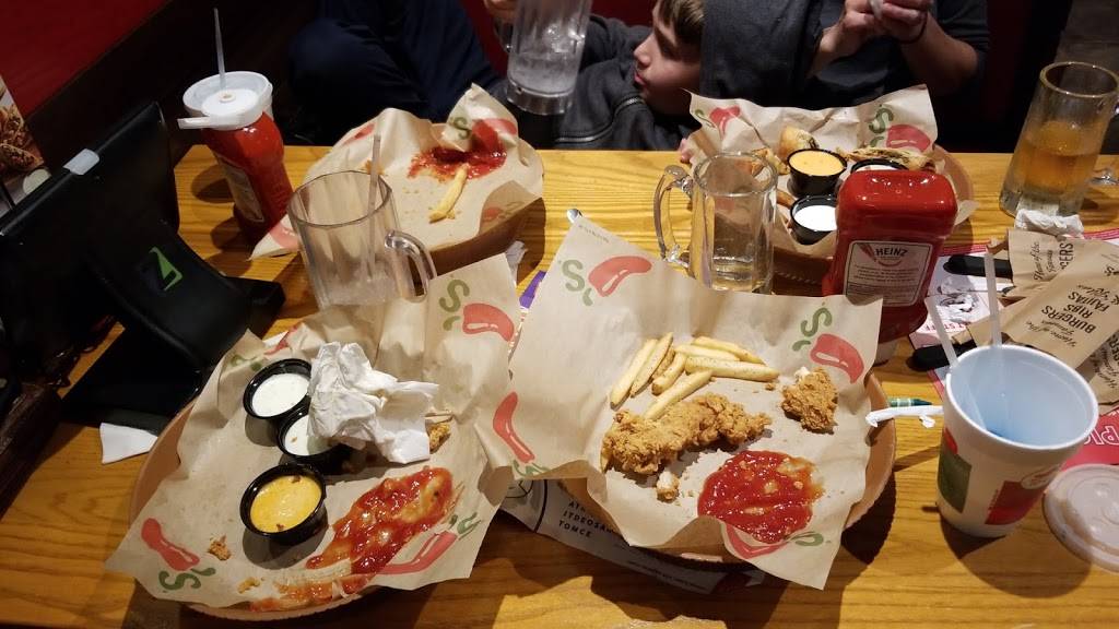 Chilis Grill & Bar | restaurant | 3349 S Congress Ave, Palm Springs, FL 33461, USA | 5614342580 OR +1 561-434-2580