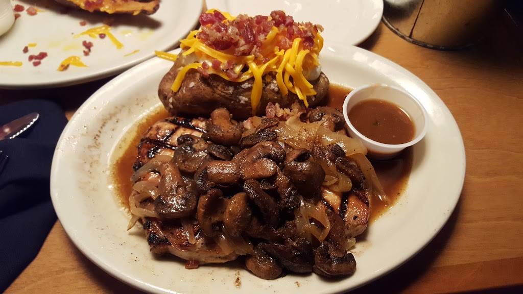 Texas Roadhouse | restaurant | 9960 Joliet Rd, Countryside, IL 60525, USA | 7084827870 OR +1 708-482-7870