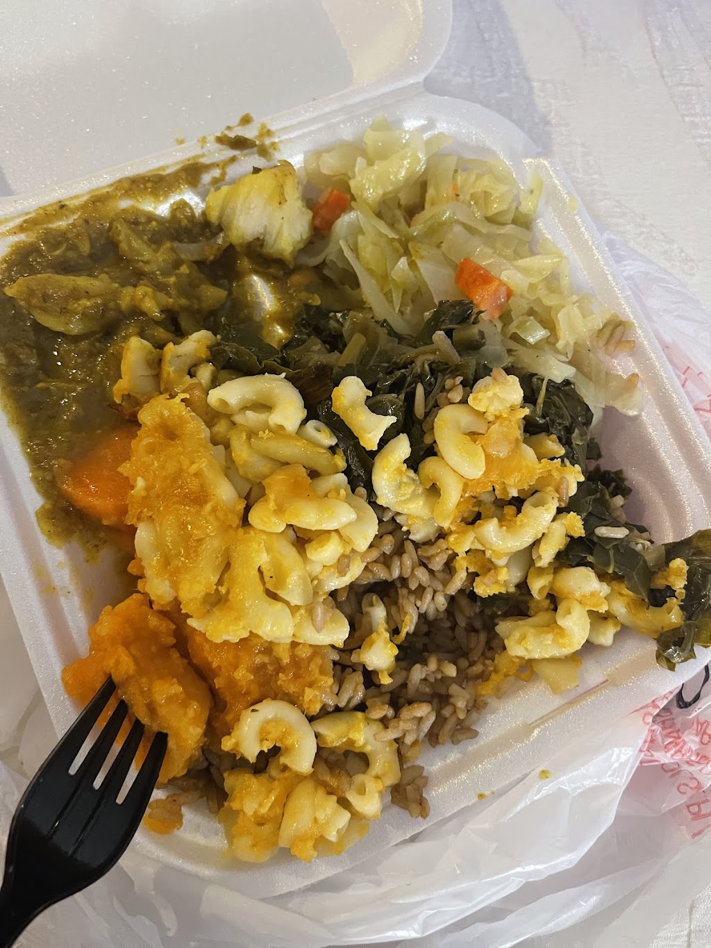 DJ’s CARIBBEAN KITCHEN | restaurant | 2051 Godby Rd Unit 12, College Park, GA 30349, USA | 6785453134 OR +1 678-545-3134