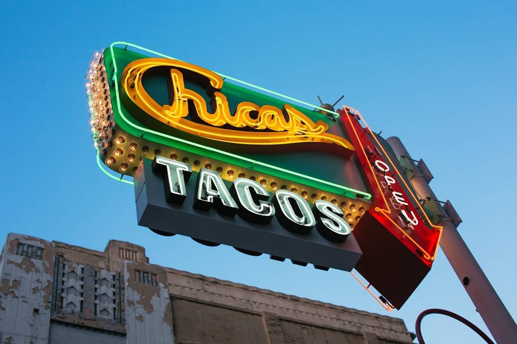 Chicas Tacos | meal delivery | 800 South La Brea Ave, Los Angeles, CA 90036, USA | 2138960373 OR +1 213-896-0373