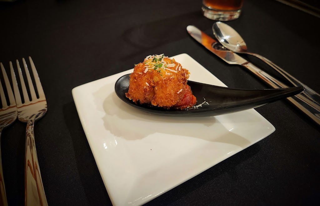 The Pointe | restaurant | 4215 Hunt Rd, Farmington, MO 63640, USA | 5737134090 OR +1 573-713-4090