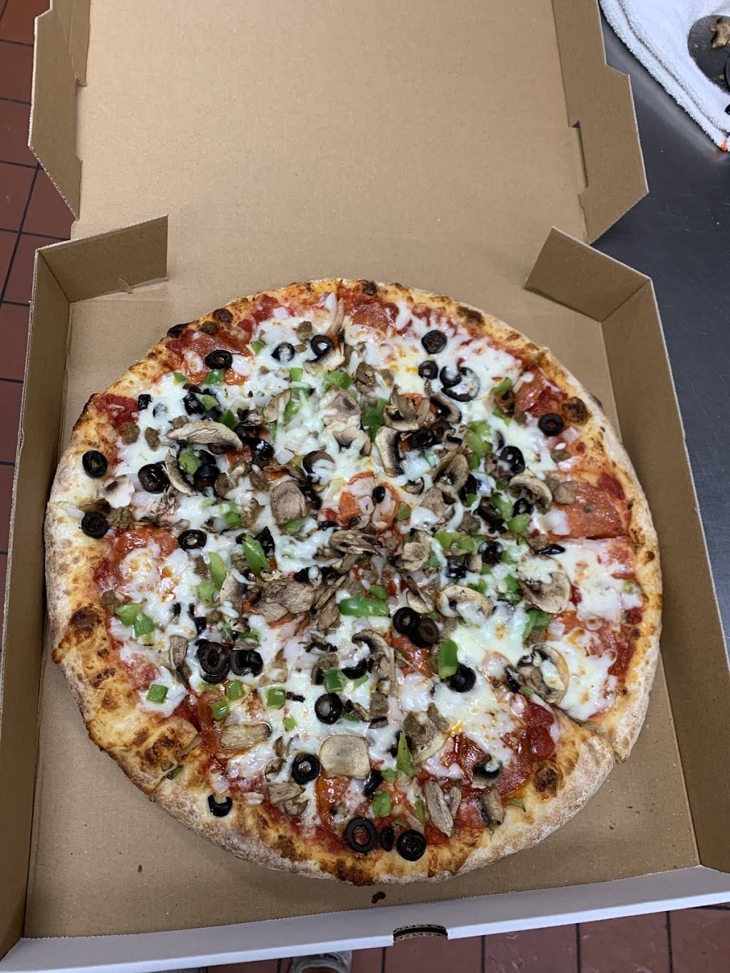 Mead Pizza Plus | restaurant | 4325 CO-66, Longmont, CO 80504, USA | 9705350234 OR +1 970-535-0234