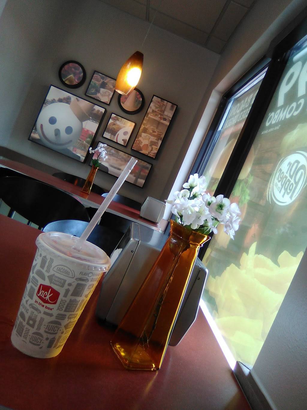 Jack in the Box | restaurant | 3415 Navigation Blvd, Houston, TX 77003, USA | 7132245006 OR +1 713-224-5006