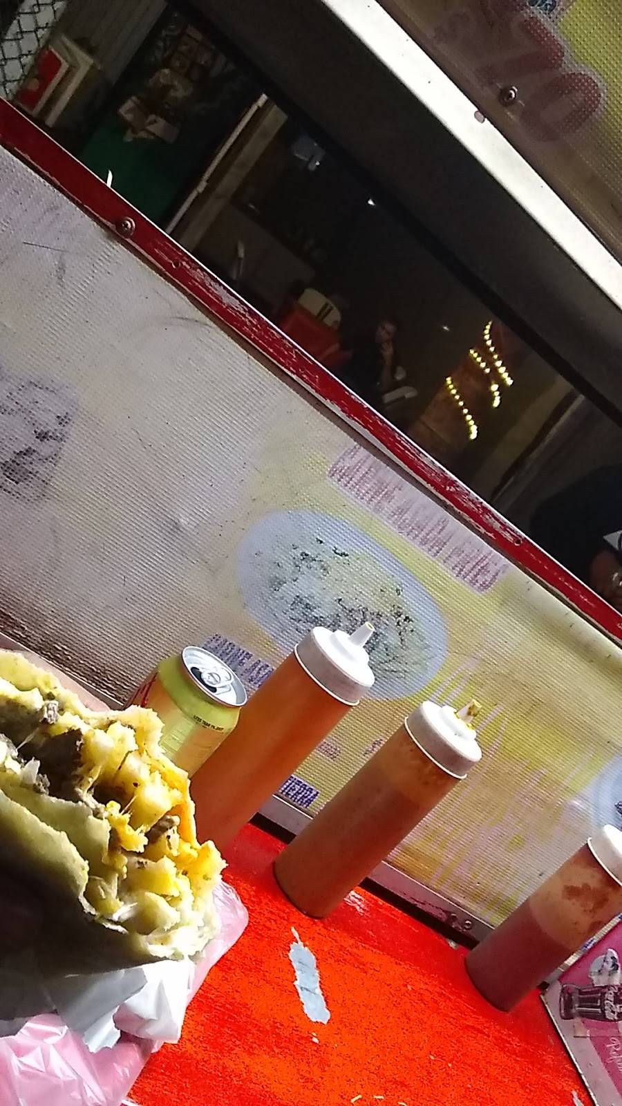 Menny´S Comida Rapida | restaurant | Calle Feliz Parra 17 No 30, Libertad Parte alta, Aeropuerto, 22400 Tijuana, B.C., Mexico | 016643838699 OR +52 664 383 8699