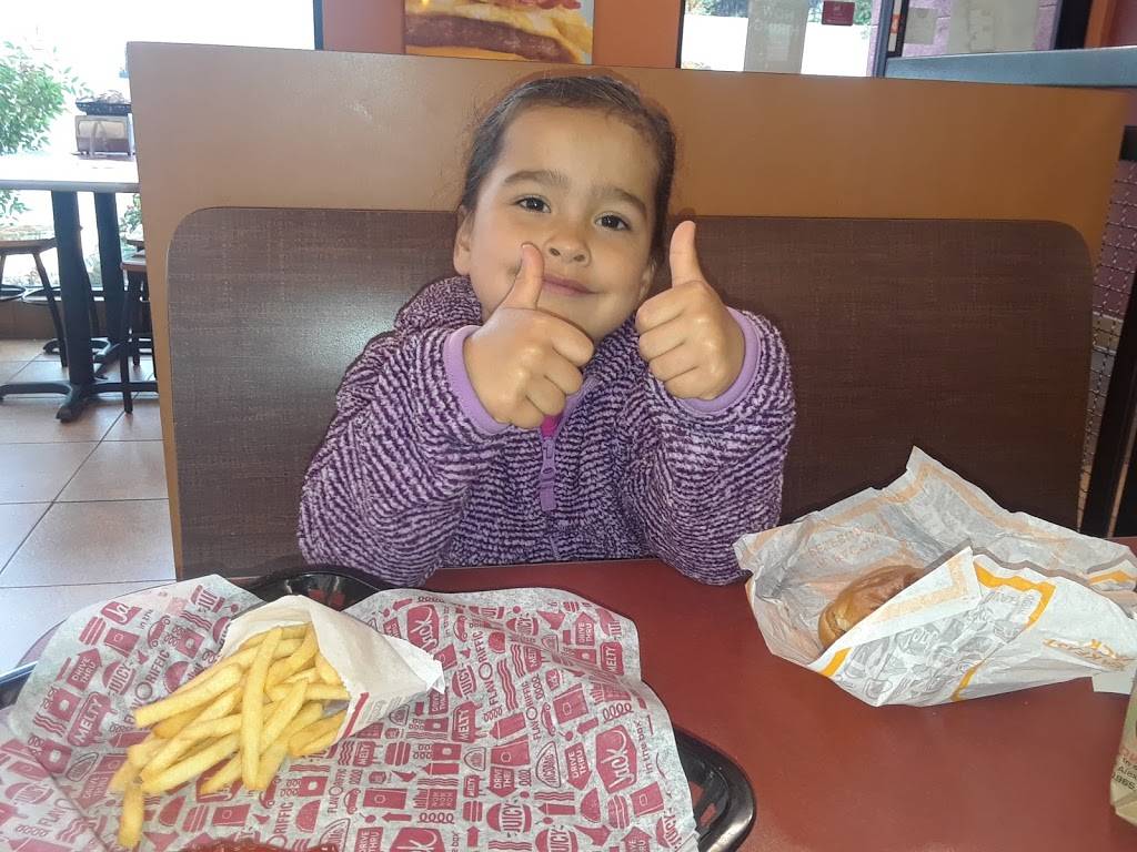 Jack in the Box | restaurant | 238 W Felicita Ave, Escondido, CA 92025, USA | 7607467504 OR +1 760-746-7504