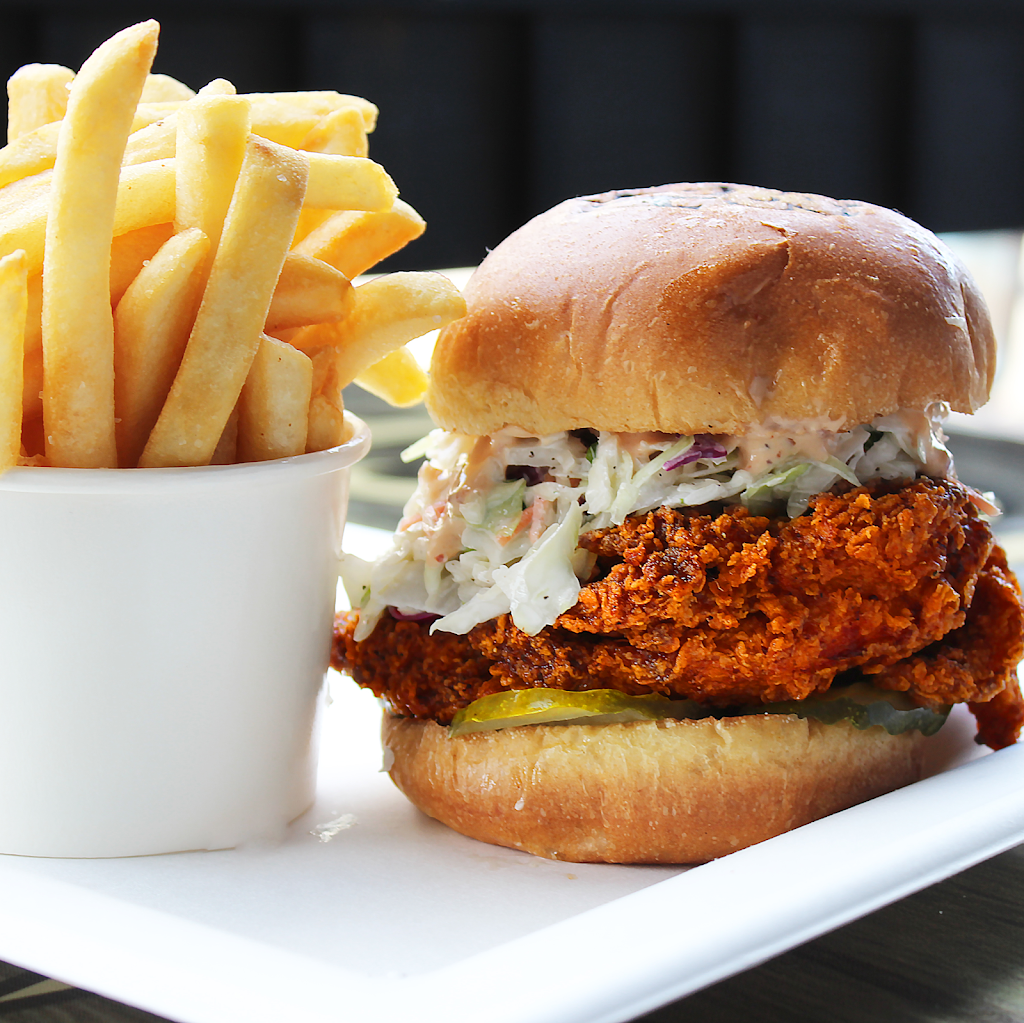 Grub House | restaurant | 4143 Lankershim Blvd, North Hollywood, CA 91602, USA | 8189803000 OR +1 818-980-3000