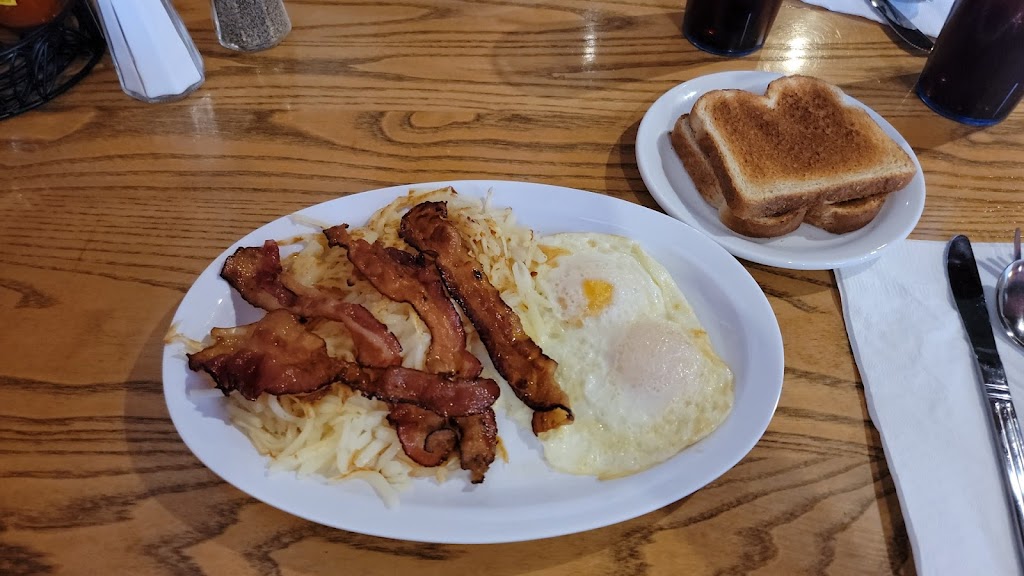 Red Wing Cafe | restaurant | 212 Bush St, Red Wing, MN 55066, USA | 6513889114 OR +1 651-388-9114