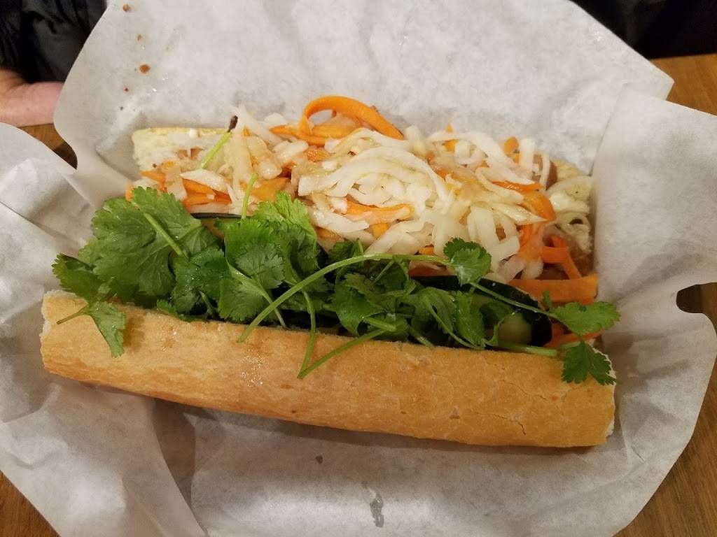 Bon Mi | restaurant | 849 E 13th Ave, Eugene, OR 97401, USA | 5416506129 OR +1 541-650-6129