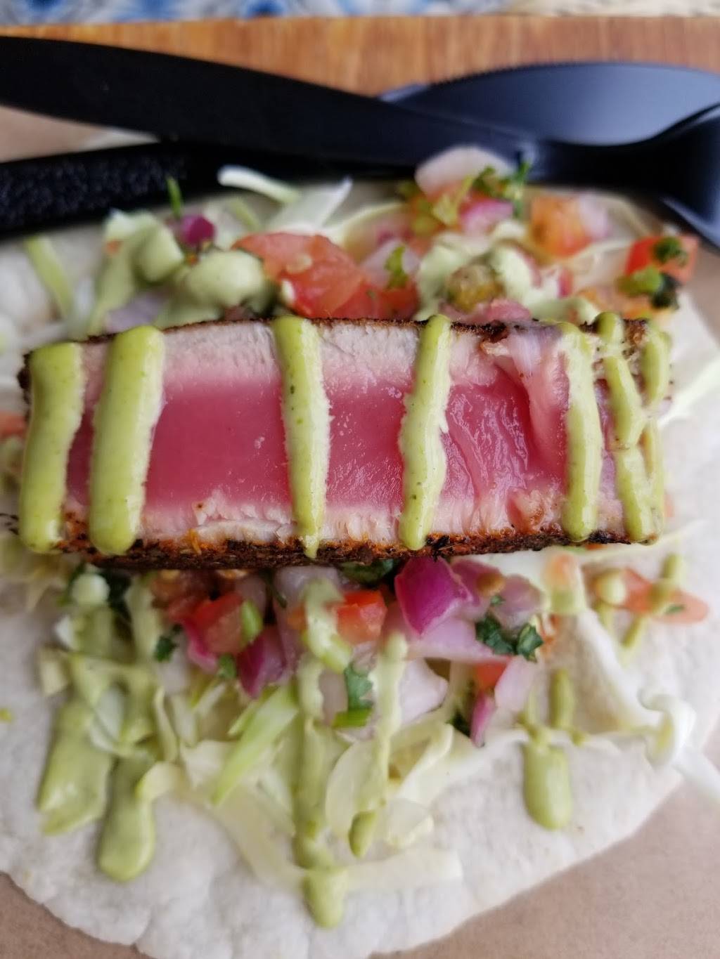 Baja Sharkeez | restaurant | 211 Main St, Huntington Beach, CA 92648, USA | 7149605282 OR +1 714-960-5282