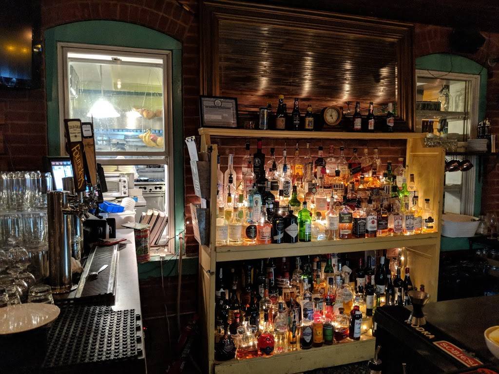 The Mouzon House | restaurant | 1 York St, Saratoga Springs, NY 12866, USA | 5182260014 OR +1 518-226-0014