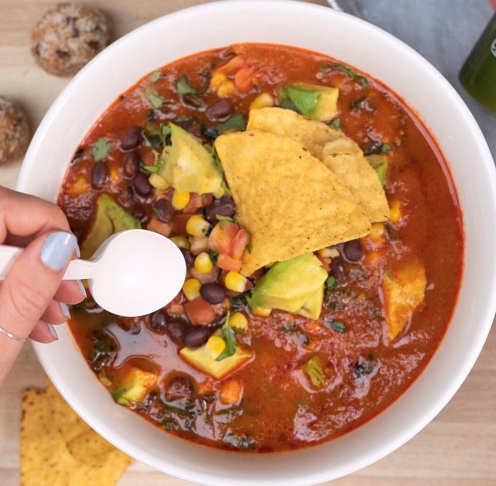 Freshii | restaurant | 1 S Broad St, Philadelphia, PA 19107, USA | 2154757944 OR +1 215-475-7944