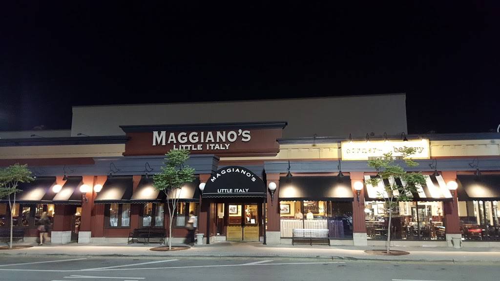 Maggianos Little Italy | restaurant | 4999 Old Orchard Shopping Ctr Space #A28, Skokie, IL 60077, USA | 8479339555 OR +1 847-933-9555