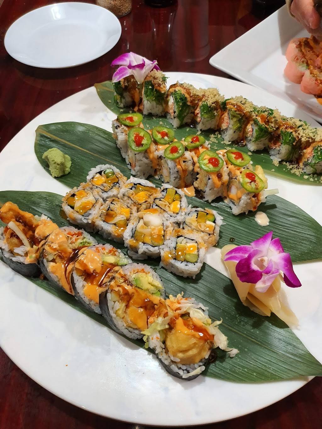 Oishii (Tinseltown Movie Theatre) | restaurant | 4375 Southside Blvd, Jacksonville, FL 32216, USA | 9049283223 OR +1 904-928-3223