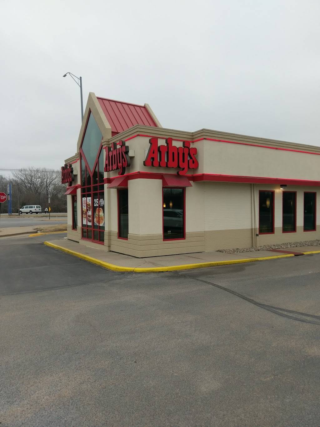 Arbys | meal takeaway | 2205 N 6th St, Beatrice, NE 68310, USA | 4022281333 OR +1 402-228-1333