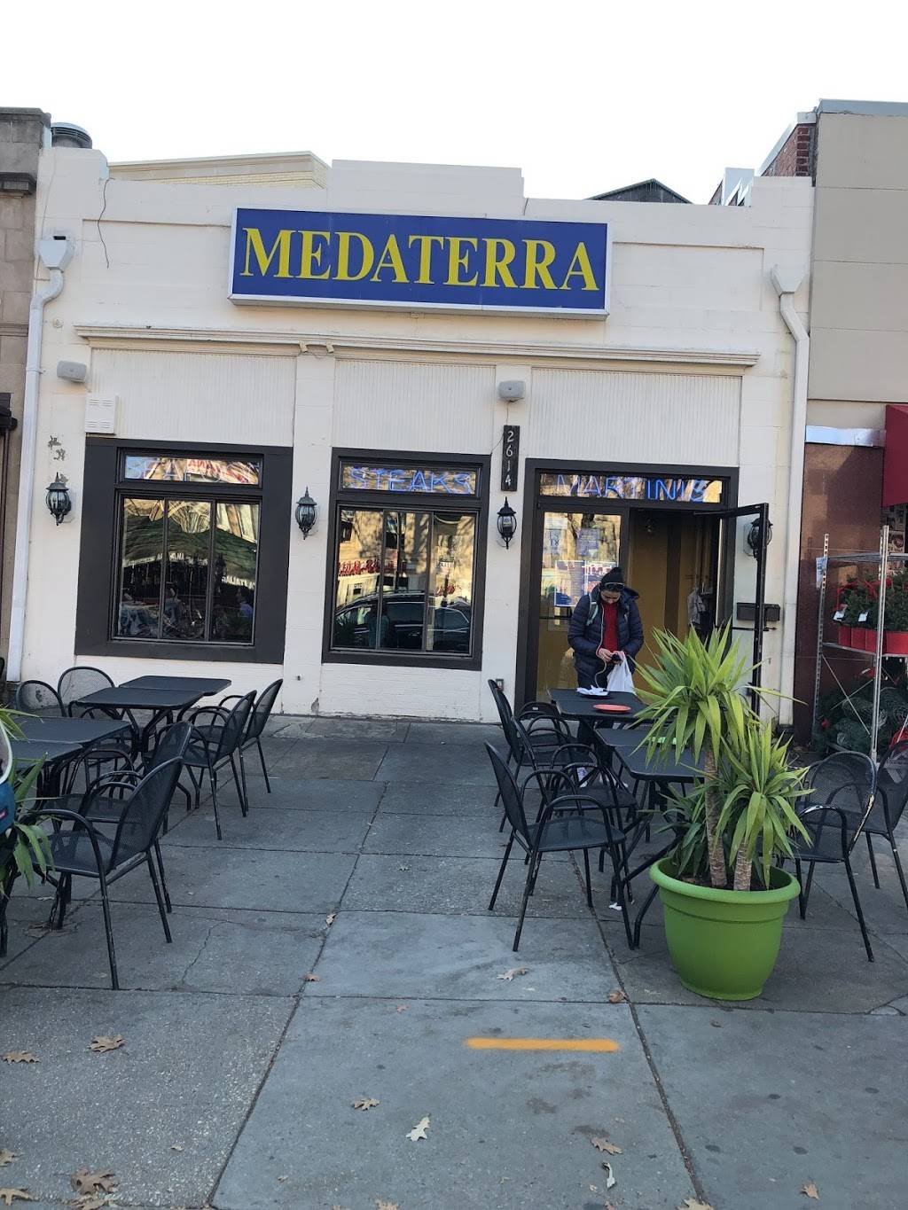 Medaterra | restaurant | 2614 Connecticut Ave NW, Washington, DC 20008, USA | 2027970400 OR +1 202-797-0400