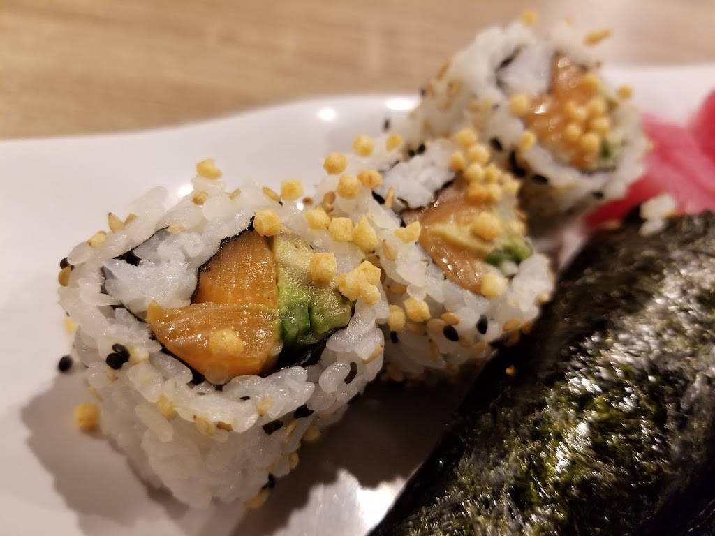 Makino Sushi And Seafood Buffet | restaurant | 1600 S Azusa Ave #370, City of Industry, CA 91748, USA | 6265812226 OR +1 626-581-2226