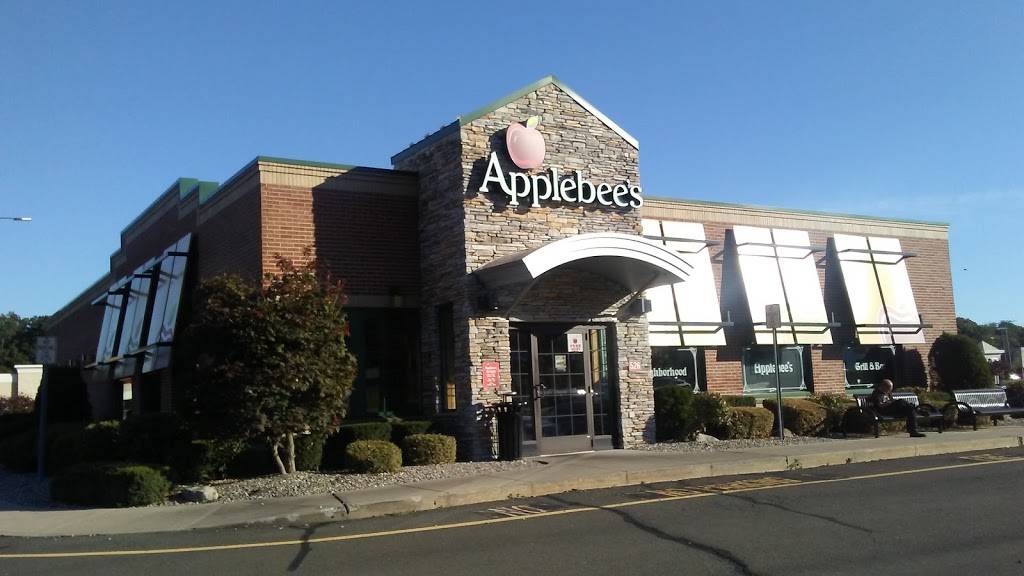 Applebees Grill + Bar | restaurant | 526 Boston Post Rd, Orange, CT 06477, USA | 2037955762 OR +1 203-795-5762