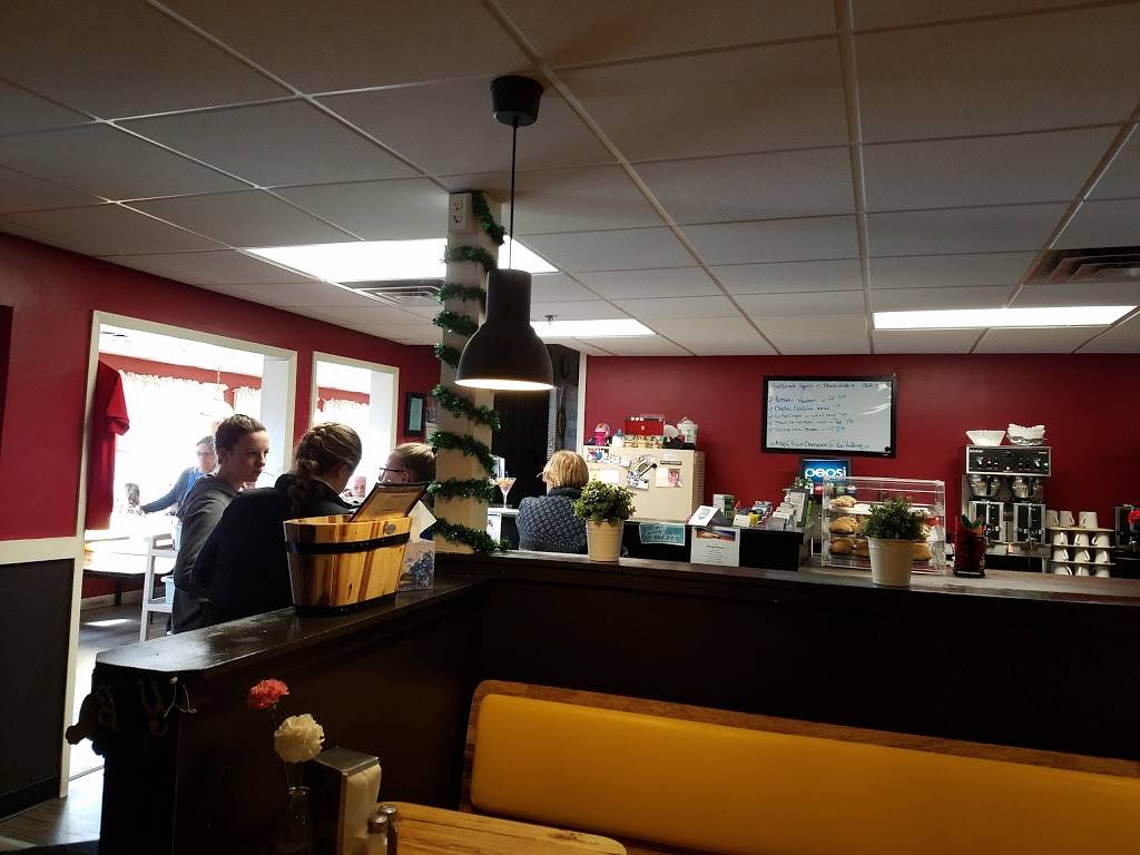 Georges Place | restaurant | 36 Gleneida Ave, Carmel Hamlet, NY 10512, USA | 8452253933 OR +1 845-225-3933