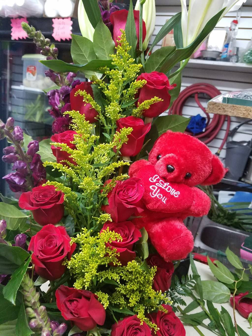 Corona Flowers Inc. | restaurant | 104-14 Corona Ave, Corona, NY 11368, USA | 7183933985 OR +1 718-393-3985