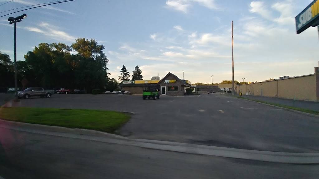 Subway | meal takeaway | 903 N Nokomis St, Alexandria, MN 56308, USA | 3207624288 OR +1 320-762-4288