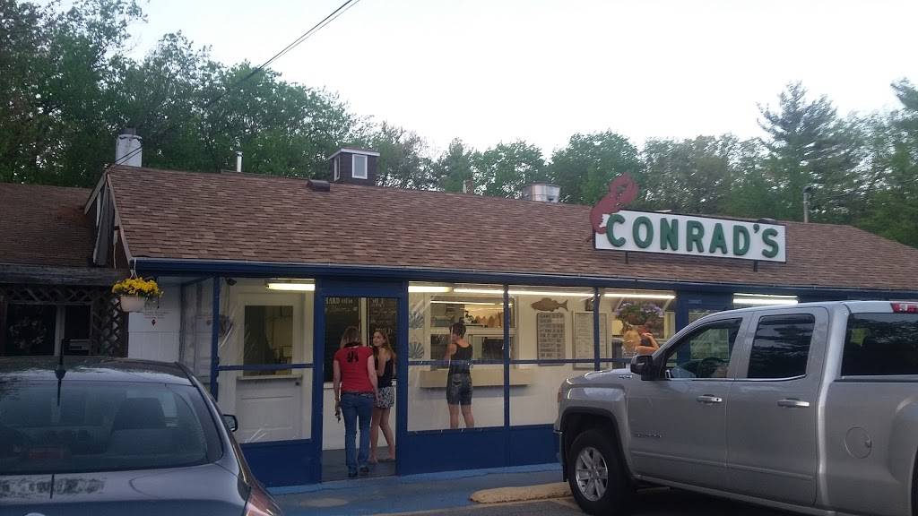 CONRADS DRIVE-IN SEAFOOD | restaurant | 835 Massachusetts Ave, Lunenburg, MA 01462, USA | 9785826115 OR +1 978-582-6115