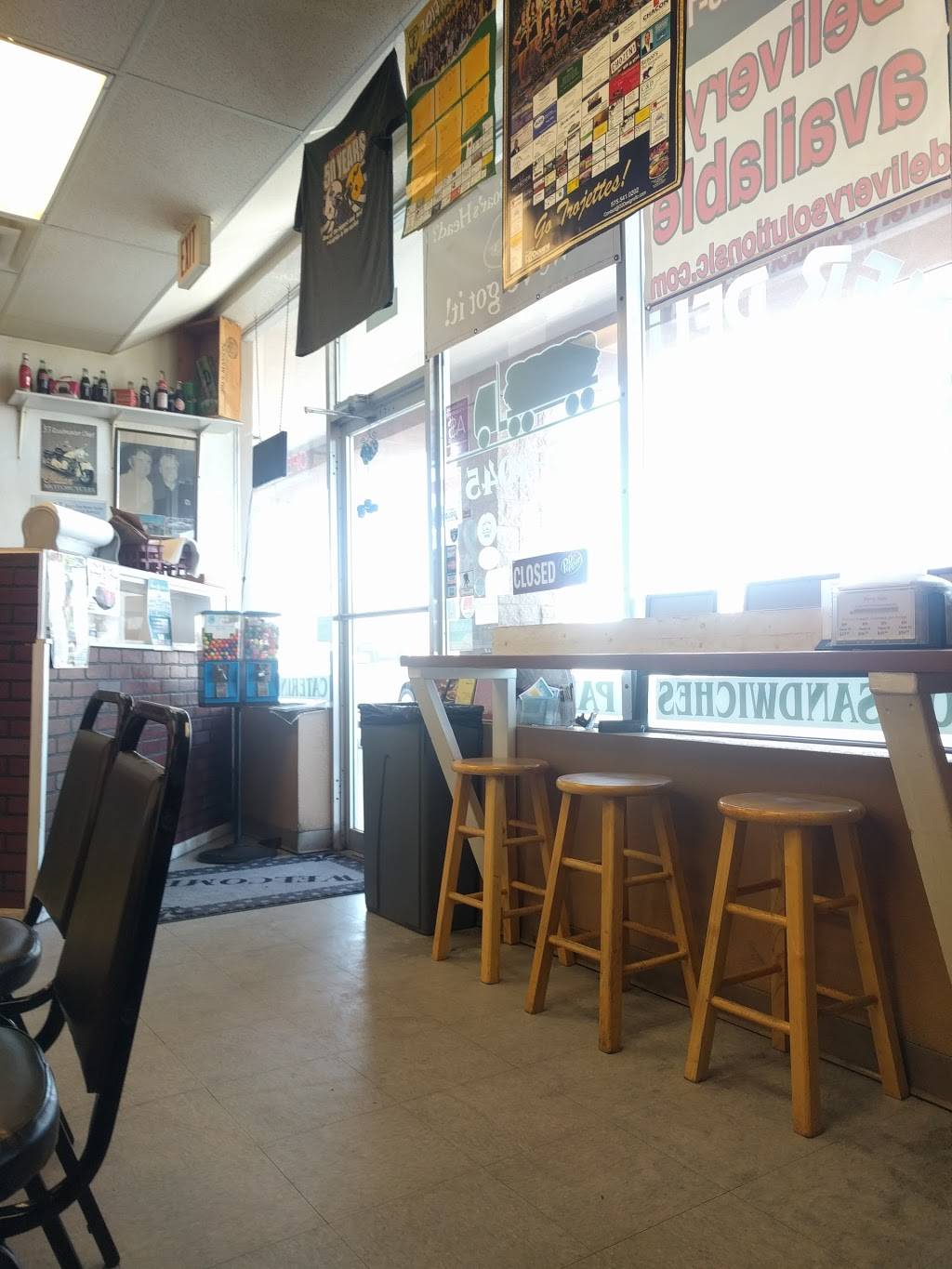 Corner Deli | restaurant | 2139 N Main St, Las Cruces, NM 88001, USA | 5755234045 OR +1 575-523-4045