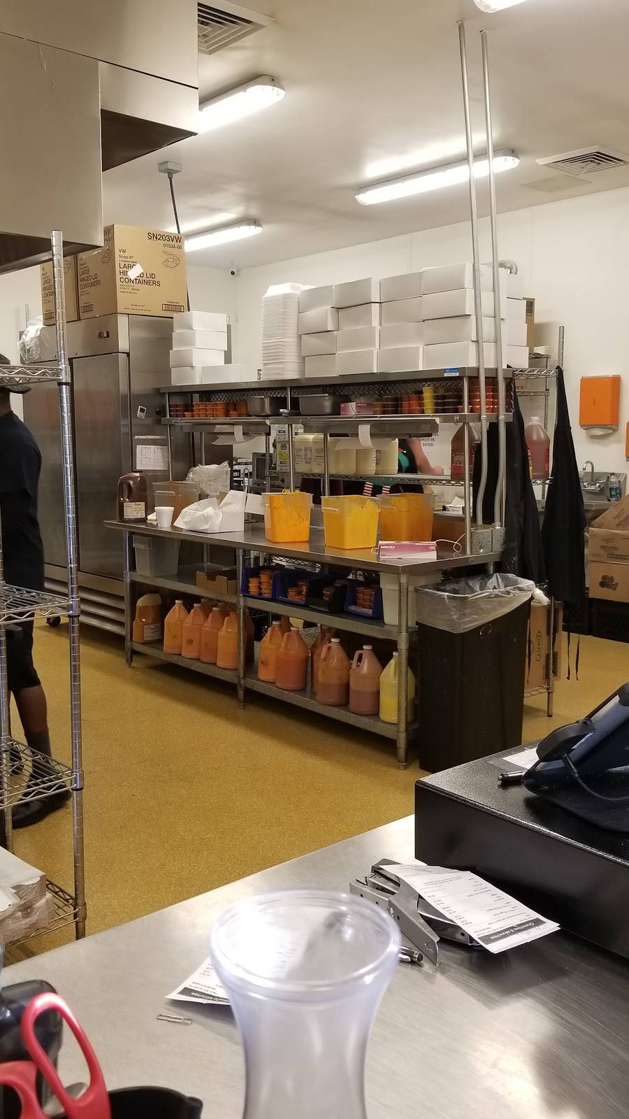 Crunchies & Munchies, Inc. | restaurant | 529 NE 36th Ave, Ocala, FL 34470, USA | 3526222963 OR +1 352-622-2963