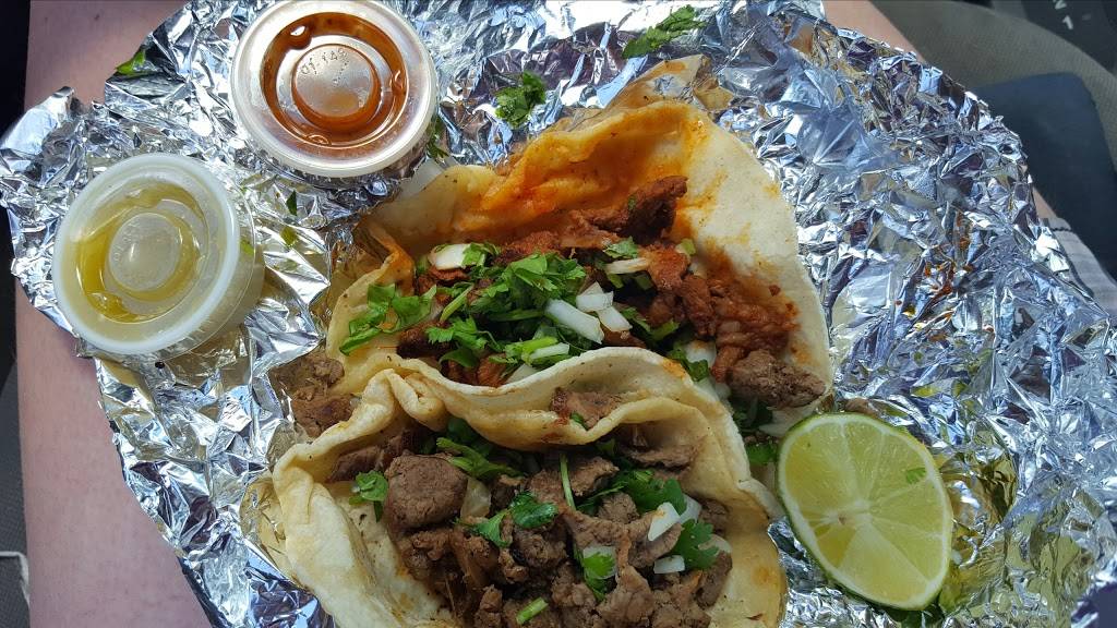 Mi Pueblo Mexican Restaurant & Grocery | restaurant | 415 N Main St, Winchester, KY 40391, USA | 8597449555 OR +1 859-744-9555