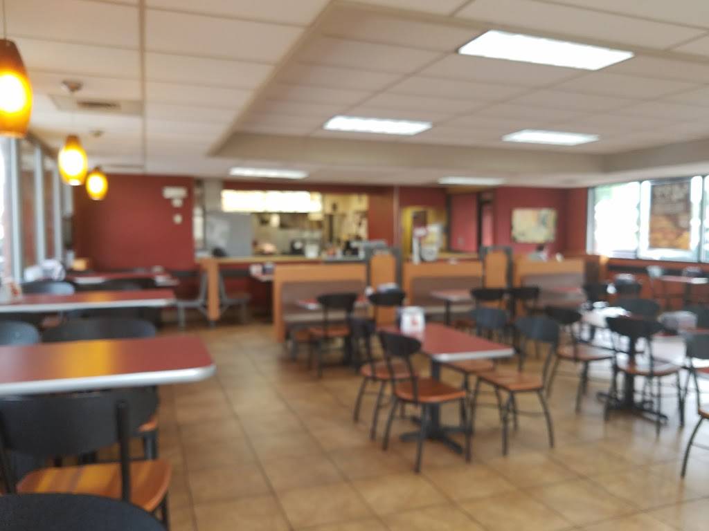 Jack in the Box | restaurant | 12298 St Charles Rock Rd, Bridgeton, MO 63044, USA | 3147392373 OR +1 314-739-2373
