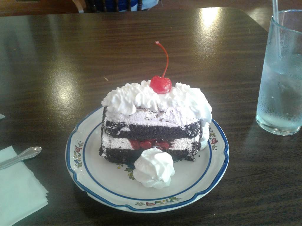 Gazzolos Sausage Co Restaurant | restaurant | 132 E Highland Ave, San Bernardino, CA 92404, USA | 9098863213 OR +1 909-886-3213