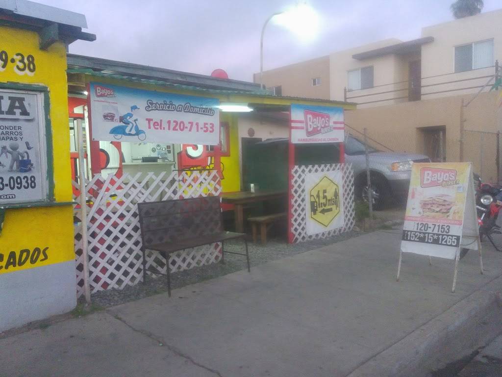Bayos burger | restaurant | Av Mexico 1706, Buenaventura, 22880 Ensenada, B.C., Mexico | 016461207153 OR +52 646 120 7153