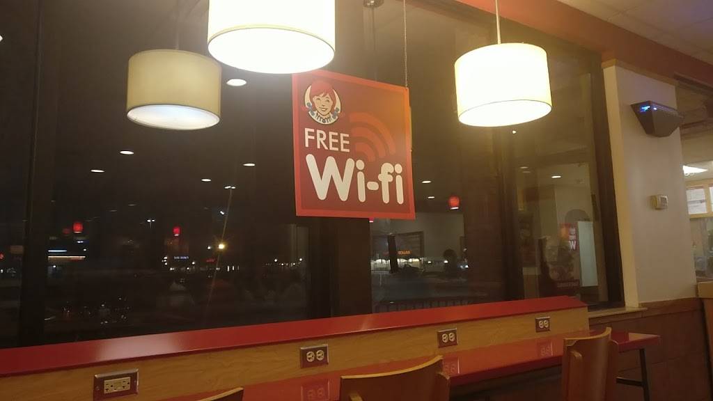 Wendys | restaurant | 3510 W Pinhook Rd, Lafayette, LA 70508, USA | 3378373707 OR +1 337-837-3707