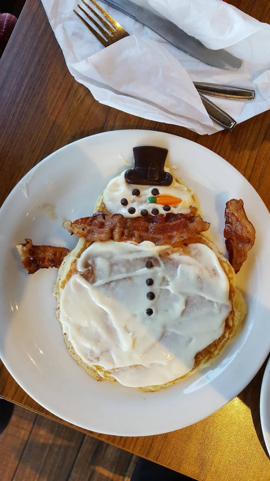 Dennys | restaurant | 3747 Sun City Center Blvd, Ruskin, FL 33573, USA | 8136332400 OR +1 813-633-2400