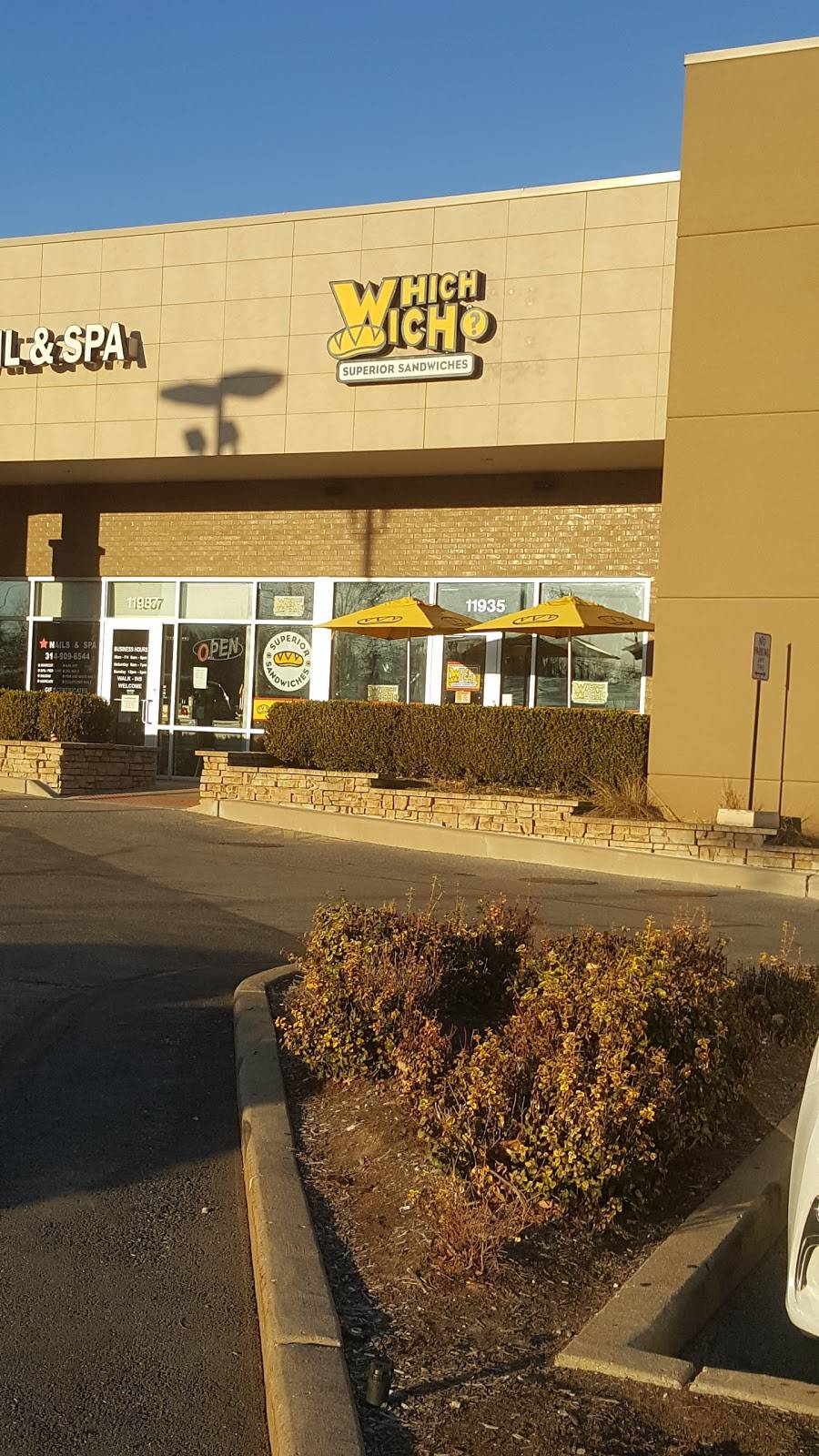Which Wich Superior Sandwiches | restaurant | 11935 Manchester Rd, Des Peres, MO 63131, USA | 3143940945 OR +1 314-394-0945