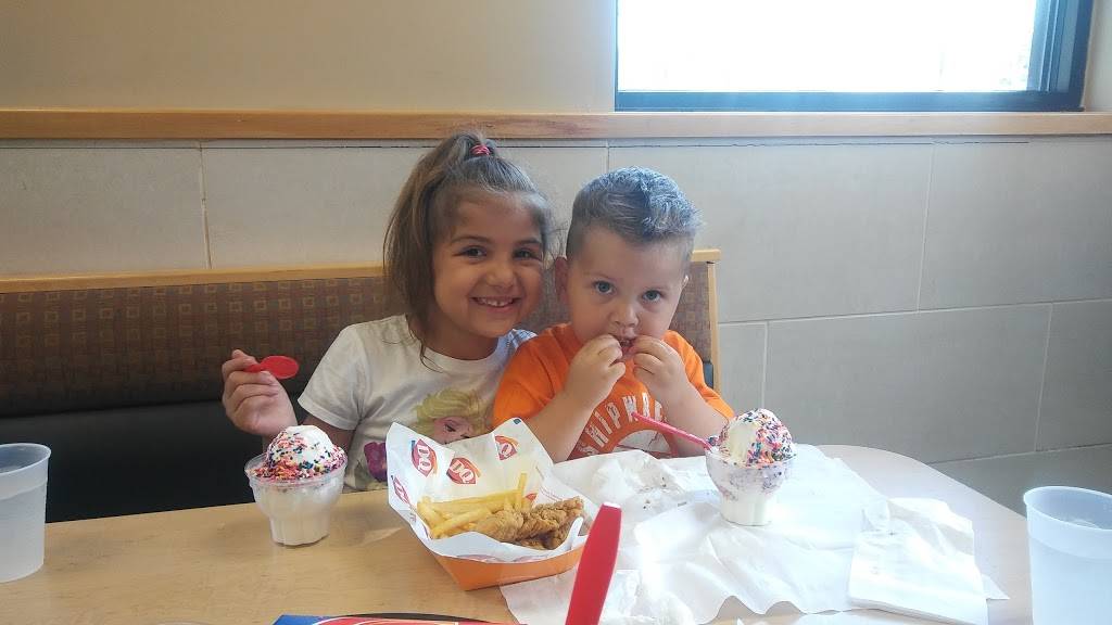 Dairy Queen Grill & Chill | restaurant | 5004 Augusta Rd, Garden City, GA 31408, USA | 9129660868 OR +1 912-966-0868