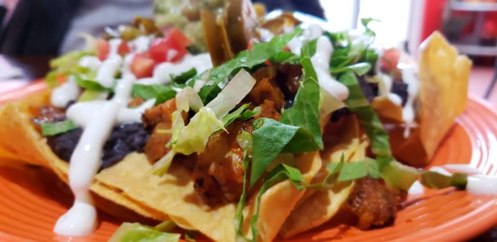 Rincon Mexicano Somerville | cafe | 99 Broadway, Somerville, MA 02145, USA | 6177761200 OR +1 617-776-1200