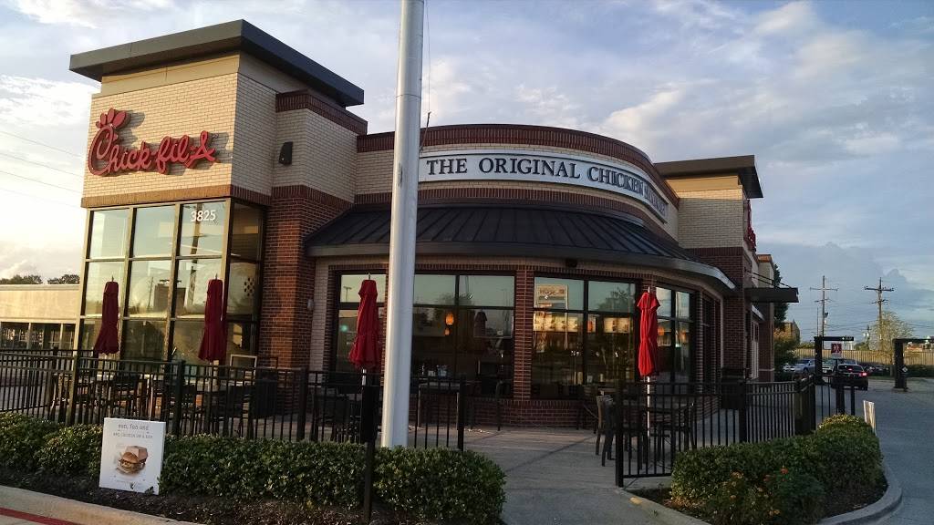 Chick-fil-A | restaurant | 3825 College St, Beaumont, TX 77701, USA | 4098358114 OR +1 409-835-8114