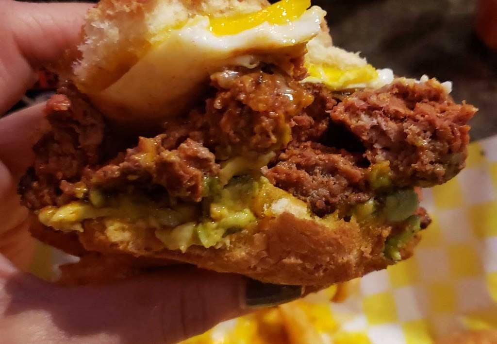 Blend | restaurant | 2427 W Hubbard St, Chicago, IL 60612, USA | 3125263340 OR +1 312-526-3340