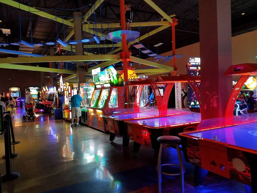 Main Event Stafford | restaurant | 12626 Fountain Lake Cir, Stafford, TX 77477, USA | 2813137200 OR +1 281-313-7200