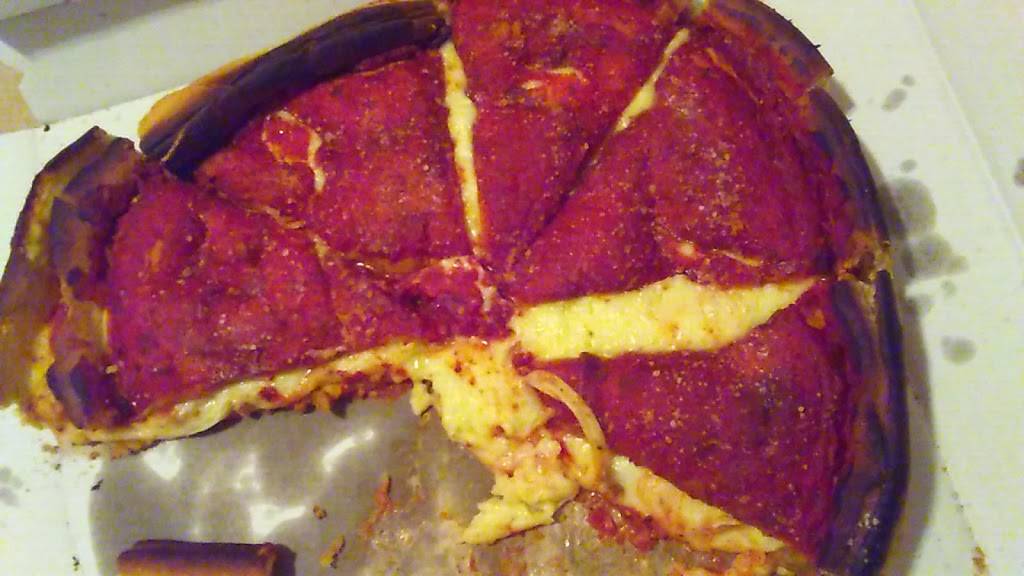 Cholies Pizza | restaurant | 3711 W 63rd St, Chicago, IL 60629, USA | 7737678600 OR +1 773-767-8600