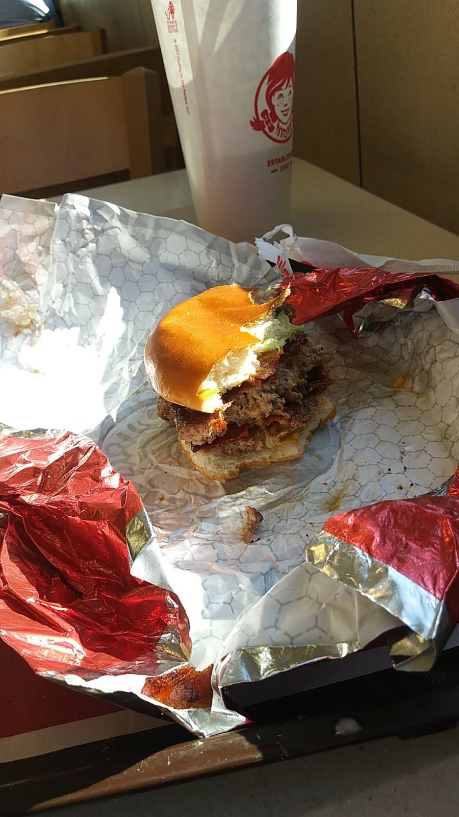 Wendys | restaurant | 1489 Boxwood Terrace, Bedford, VA 24523, USA | 5405862262 OR +1 540-586-2262