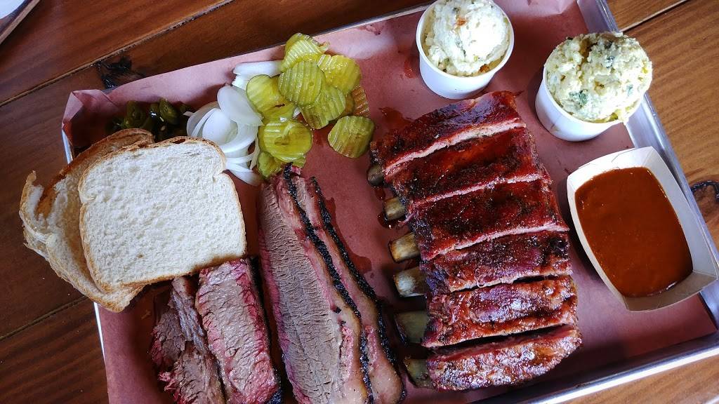 Pinkertons Barbecue | restaurant | 1504 Airline Dr, Houston, TX 77009, USA | 7138022000 OR +1 713-802-2000