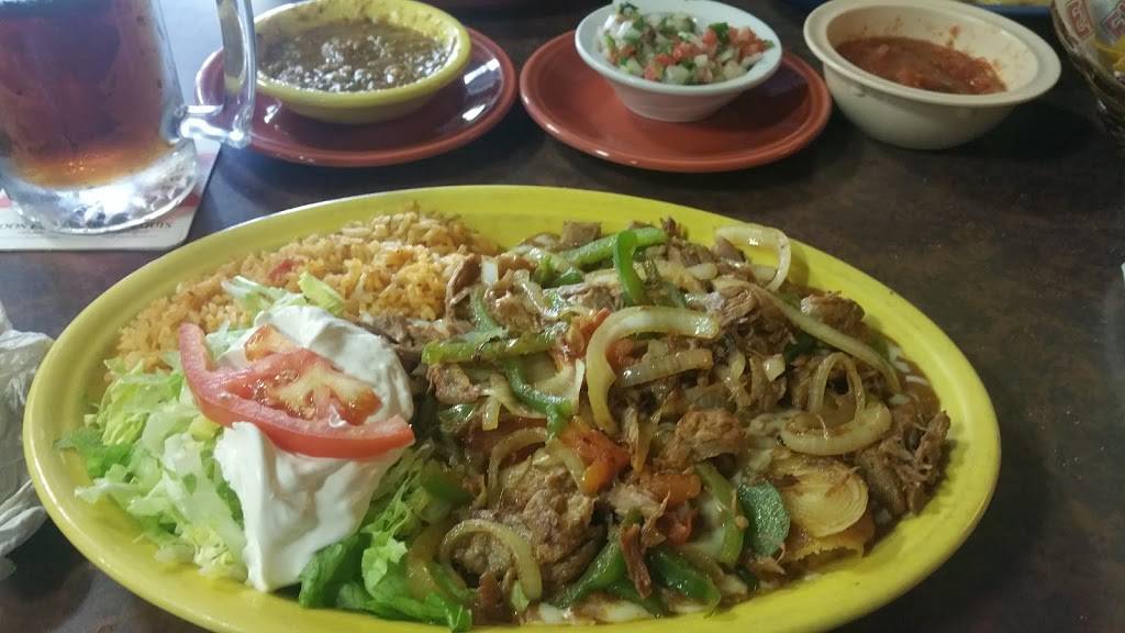 El Toro Bar & Grill | restaurant | 2915 Harshman Rd, Dayton, OH 45424, USA | 9372368411 OR +1 937-236-8411