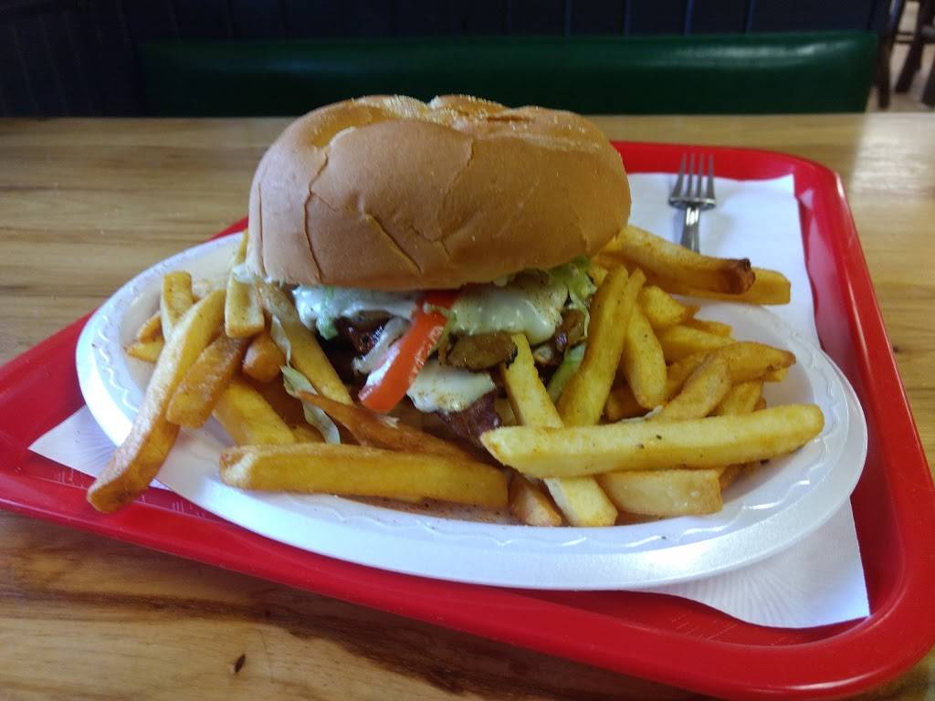 Gios BBQ | restaurant | 2829 Woodland Bigler Hwy, Woodland, PA 16881, USA | 8148577714 OR +1 814-857-7714