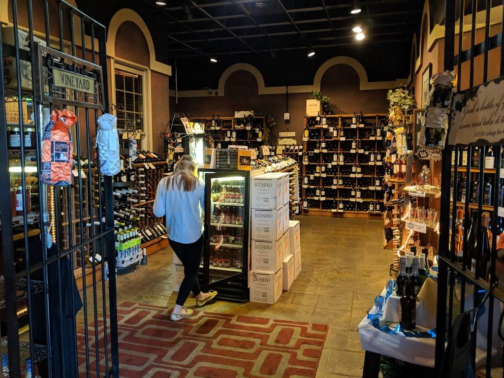 Mountain Town Station Restaurant & Brew Pub | restaurant | 506 W Broadway St, Mt Pleasant, MI 48858, USA | 9897752337 OR +1 989-775-2337