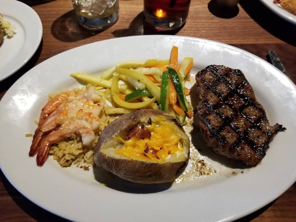 Gibbons Fine Grill | restaurant | 1714 E 70th St #5205, Shreveport, LA 71105, USA | 3188487071 OR +1 318-848-7071