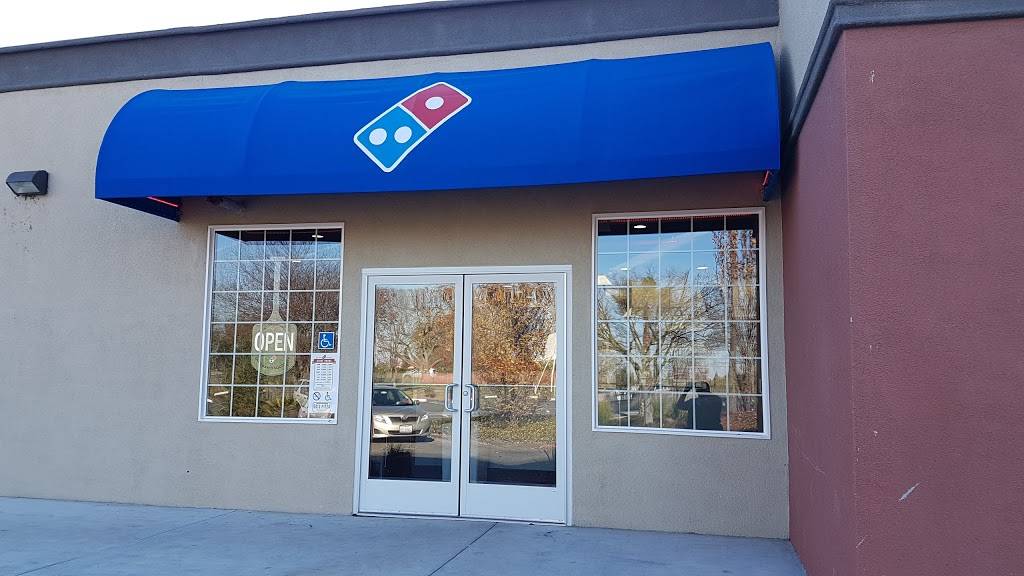 Dominos Pizza | meal delivery | 4120 Chiles Rd, Davis, CA 95618, USA | 5302041212 OR +1 530-204-1212