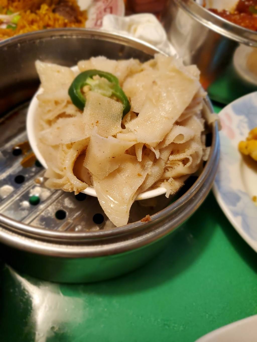 Wing Hong Restaurant | restaurant | 18203 W 10 Mile Rd, Southfield, MI 48075, USA | 2485695527 OR +1 248-569-5527