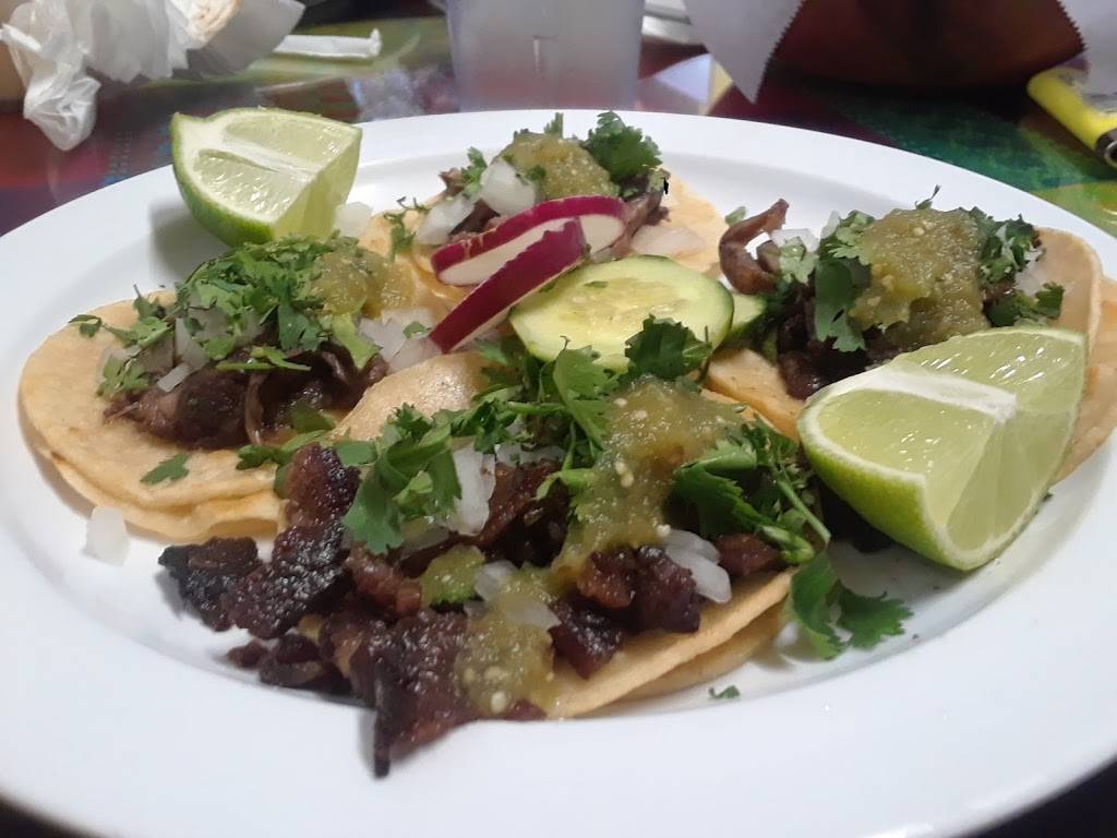 Antojitos Tierra Caliente | restaurant | 10959 58th St, Mira Loma, CA 91752, USA | 9516810856 OR +1 951-681-0856